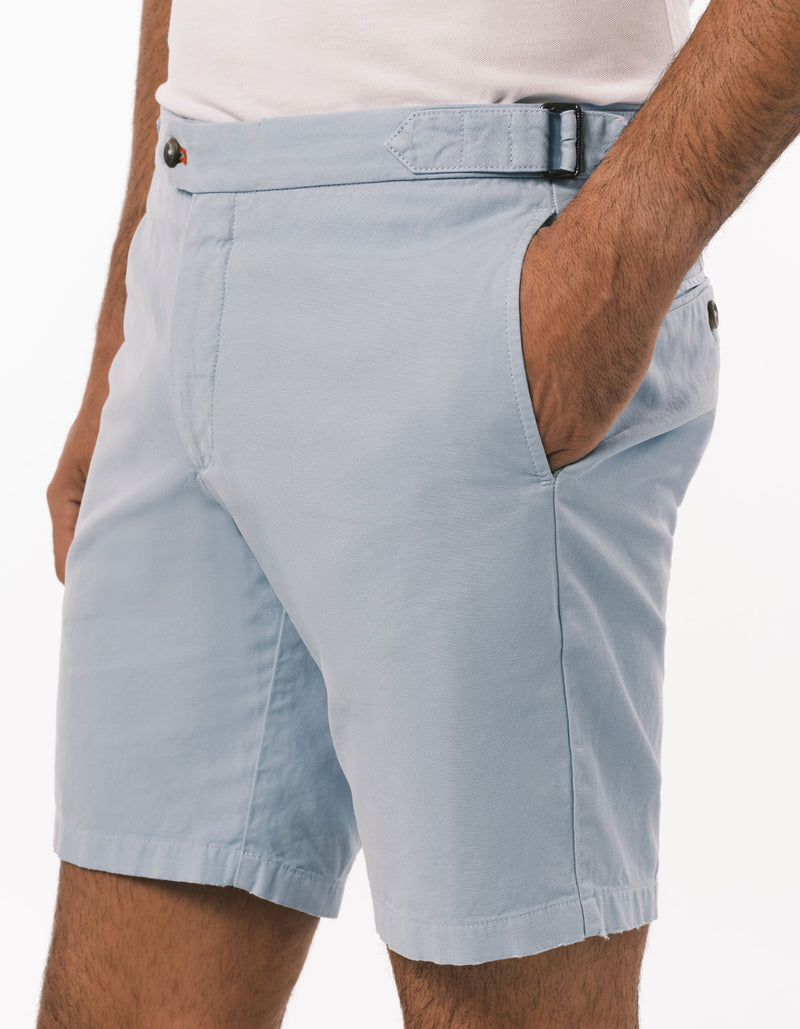 SLIM FIT GARMENT DYED SHORT WITH SIDE TAB