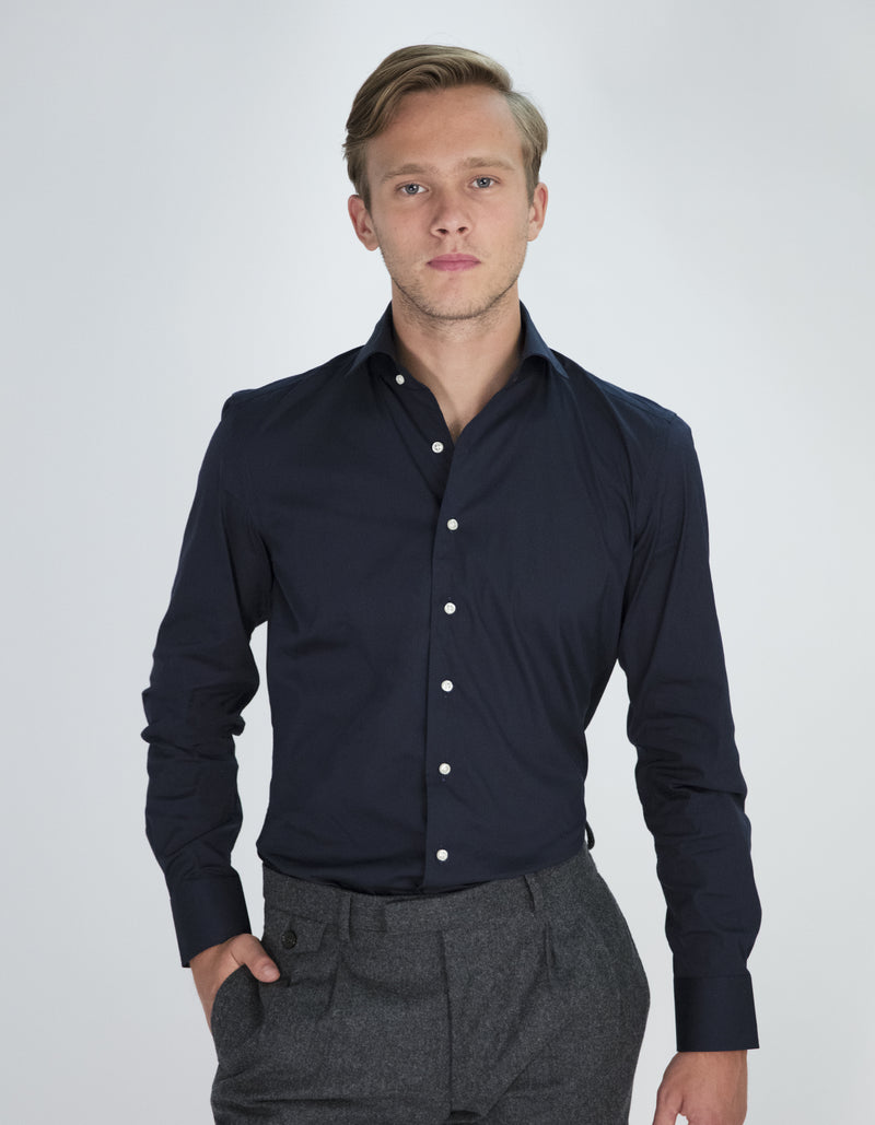 STRETCH POPLIN SOLID SPREAD COLLAR SHIRT