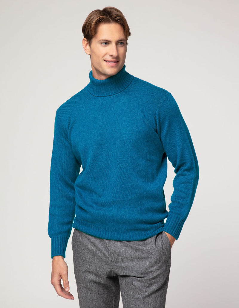 AZURE BLUE ITALIAN CASHMERE TURTLENECK SWEATER