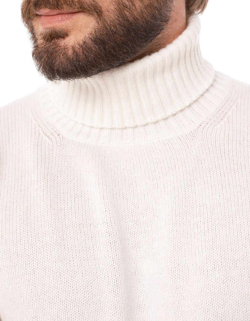 100% ITALIAN CASHMERE TURTLE NECK
