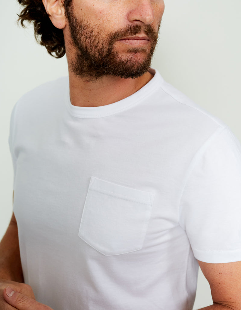 WHITE CHEST POCKET T-SHIRT
